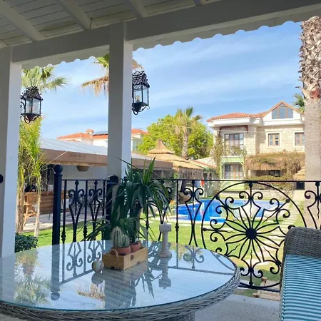 Tasquartas Hotel Alaçatı