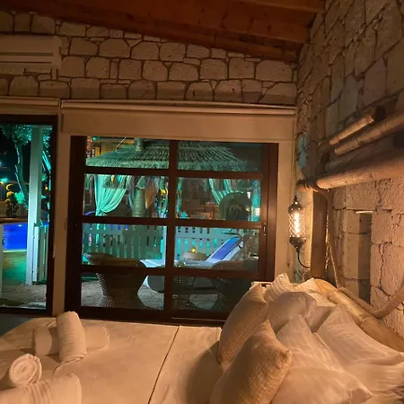 Tasquartas Hotel Alaçatı